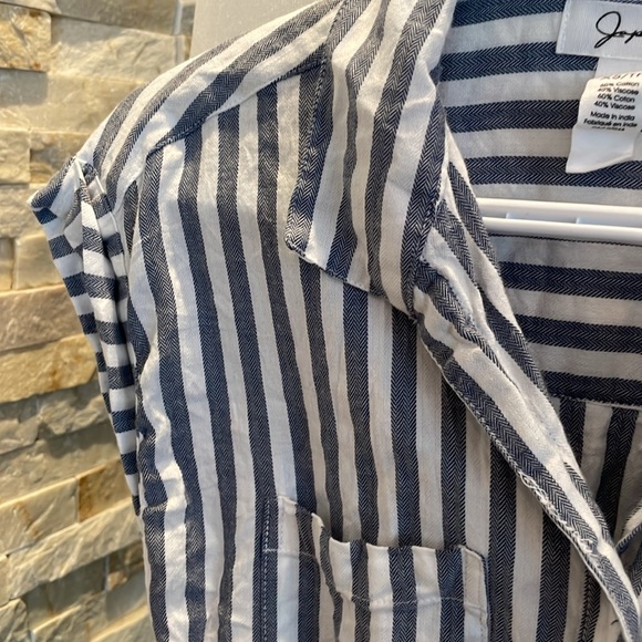 Striped Button down dress - Picture 4 of 6